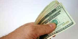 Dollar AS Tembus Rp15.232, Asing Ramai-ramai Beli Obligasi AS