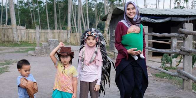 Zaskia Mecca Ungkap Pedihnya Saat 'Ditolak' Anak