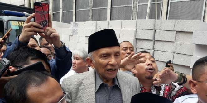 Saat Diperiksa Polisi, Amien Rais Ditantang Bawa Nasi Jamblang