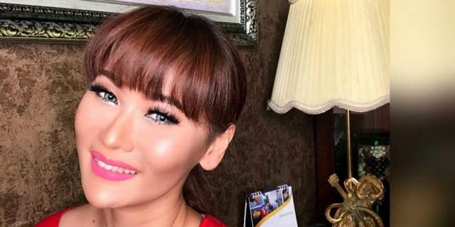 Beda! Lihat `Falling Stars Challenge` ala Inul Daratista 