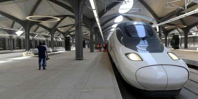Kereta Cepat Haramain Dibuka untuk Umum