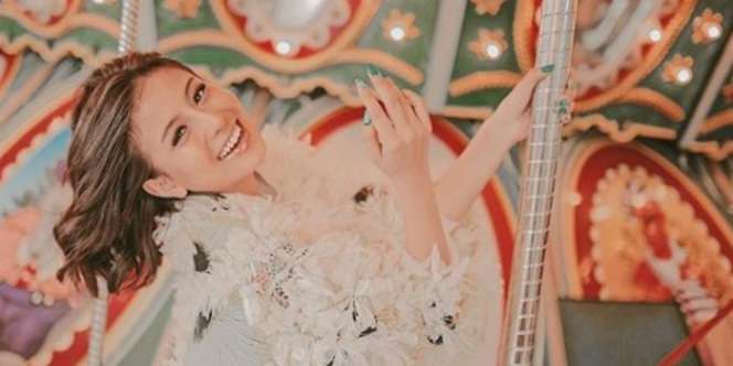 Di Balik Kehebohan Awkarin Pamit dari Instagram