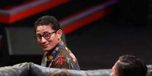 Sambangi Pedagang, Rambut Sandiaga Jadi Petai