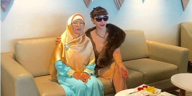 Innalillahi, Ibunda Roro Fitria Meninggal Dunia