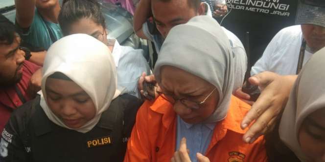Begini Perlakuan Polisi Pada Ratna Sarumpaet di Tahanan