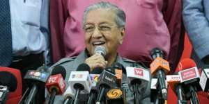 Abaikan Tekanan China, Malaysia Bebaskan 11 Muslim Uighur