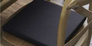 Sering Tak Tahan Buang Angin? Tenang, Ada Bantal Antibau