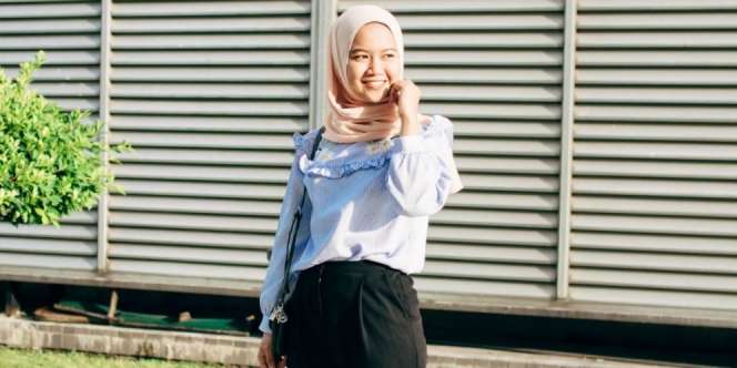 Ide Tampilan Simpel & Modis dari Vivin Dea Devita