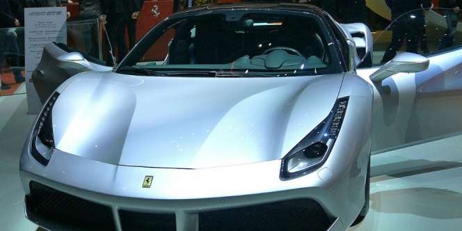 Antar Sekolah Naik Ferrari, Orang Tua Di-Kick dari Grup Chat Sekolah