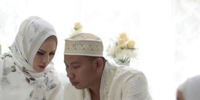 Dengar Kabar Angel Lelga Hamil, Vicky Prasetyo Mau Cabut Gugatan Cerai