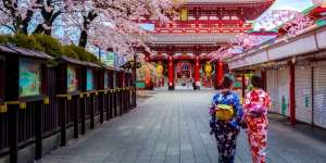 10 Label Busana Jepang yang Bisa Mengisi Lemarimu