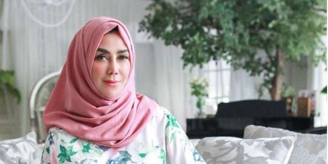 Foto Jadul Ibunda Raffi Ahmad Disorot, Perubahan Wajahnya Bikin Kaget