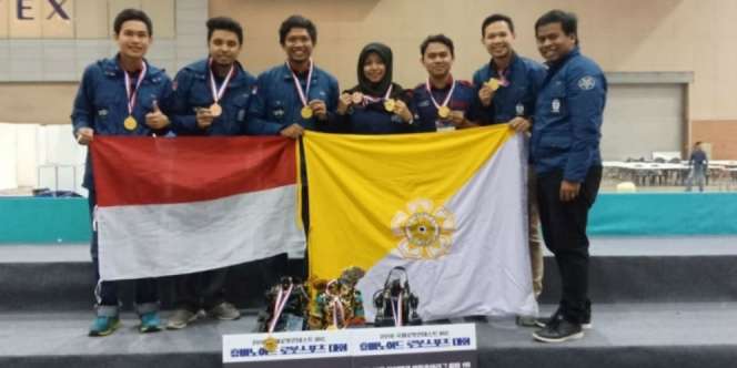 Robot UGM Menangi Kompetisi Dunia