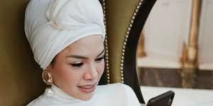 Nikita Mirzani Tanggapi Gaya Turban yang Bikin Heboh