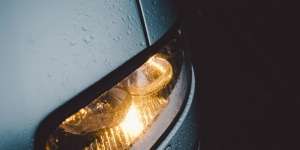 Ternyata, Warna Lampu Mobil Punya Fungsi yang Berbeda