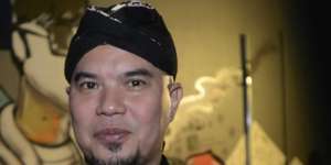 Dicekal, Ahmad Dhani Klaim Rugi Rp 1 Miliar