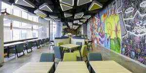 Hotel Modern Artistik Ramah Traveler Bakal Menyapa Manado