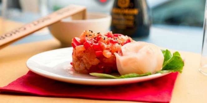 Makan Enak Cukup Bayar dengan Follower Instagram?