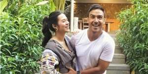 Intip Babymoon Romantis Raisa dan Hamish di Magelang