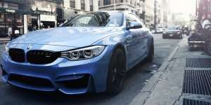 Apes! Ditinggal Operasi, Mobil BMW Dihancurkan Pemkot