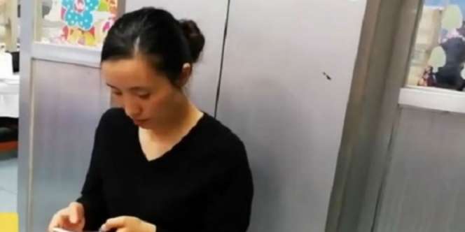 Main Ponsel Selama Seminggu, Perempuan Ini Alami Gejala Aneh