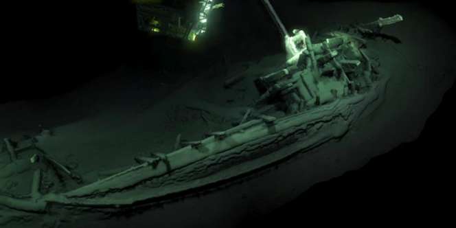 Kapal Berusia 2.400 Ditemukan Masih Utuh