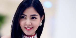 Bella Shofie Akhirnya Perlihatkan Wajah Ayah Dari Anaknya