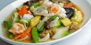 Capcay Seafood Hangat, Santapan Pas di Musim Hujan