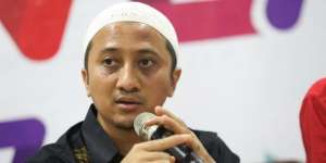 Penghafal Quran Itu Tetap Tunggu Ibunda di Posko Lion Air