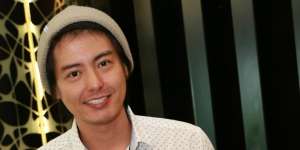 Beredar Video Roger Danuarta Ucap Syahadat, Mualaf?