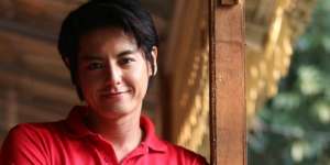 Keluarga Belum Tahu Roger Danuarta Menjadi Mualaf?
