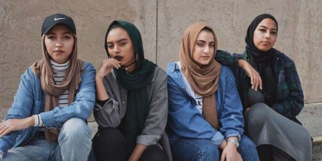 Pakai Celana Jeans Setiap Hari? Ini Cara Membuatnya Selalu Terlihat Baru