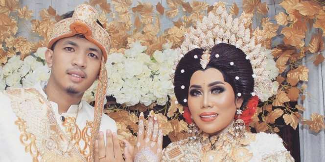 Video `Seberapa Greget` Evi Masamba dan Suami Bikin Baper