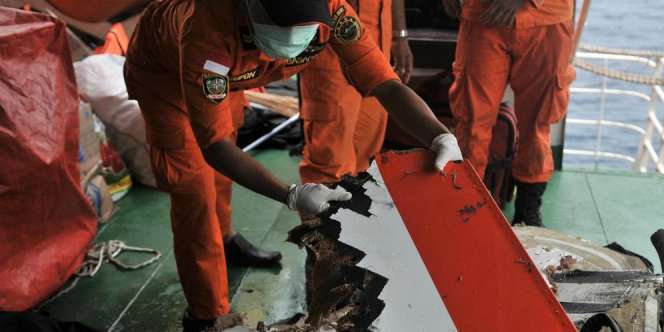'Badan, Hidung dan Ekor Lion Air JT610 Terlihat di Teluk Karawang'