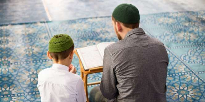 Panjatkan Doa Ini Agar Buah Hati Rajin Salat