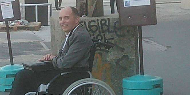 Tak Bantu Pria Difabel Naik Bus, Sopir Usir Semua Penumpang