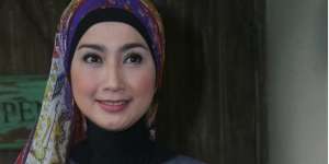 Desy Ratnasari Kenang Masa Indah Bersama Irwan Mussry