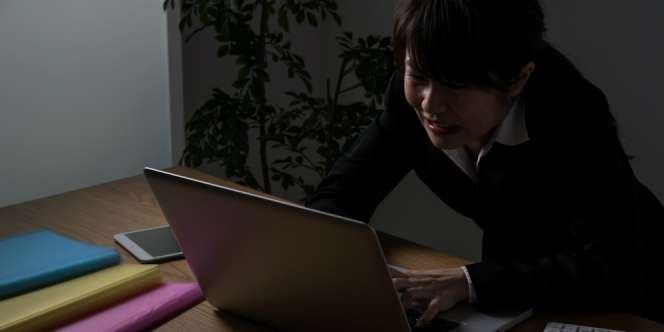 Mau Kerja Bareng Bos Kejam? Kirim Lamaran ke Sini