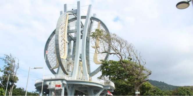 Menyaksikan Keindahan Samudera Hindia dari Tugu Kilometer Nol