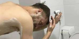 Keluh Kesah Bule Mandi Ini Jadi Viral, Apa yang Salah?