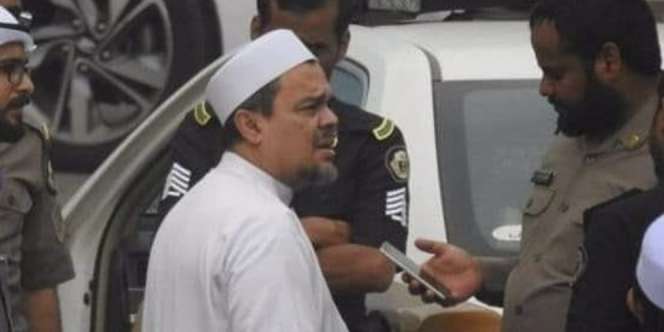 CCTV Depan Rumah Rizieq Syihab di Mekah Dicuri?
