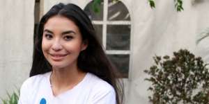 Penampilan Terbaru Manohara Jadi Sorotan