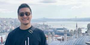 Arie Untung Ingin Ajak Roger Danuarta Pengajian Bareng 