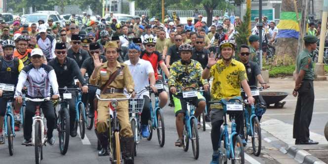 Jokowi Grogi Gowes Sepeda Onthel Tanpa Rem