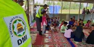 JK Kunjung Pengungsi Sigi, Nama Ibunda Diabadikan di Masjid Bantuan DMI