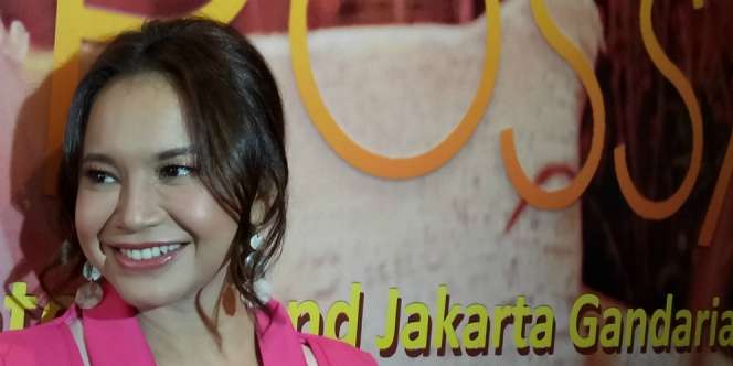 Gebrakan Spektakuler Rossa Saat Pergantian Tahun