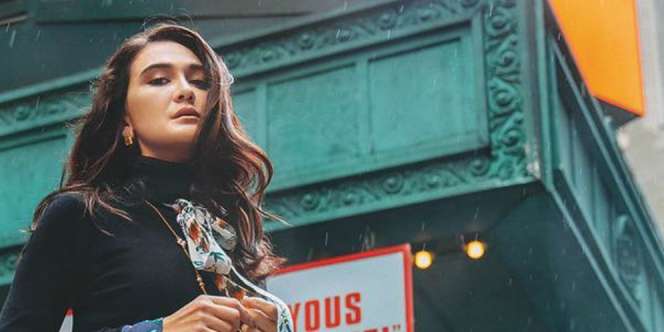 Kabar Syahrini Dekat Reino Barack, Reaksi Luna Maya Tak Diduga