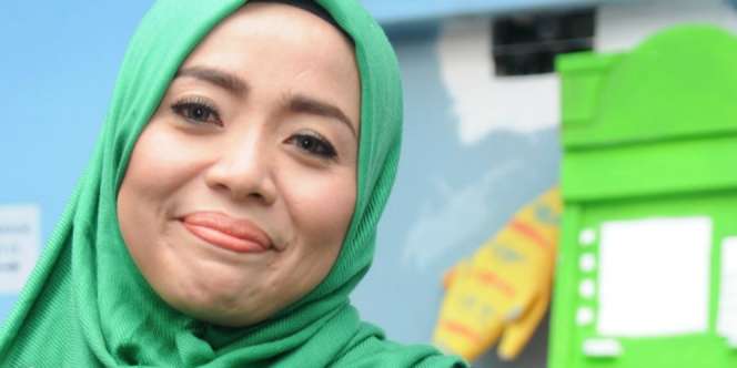 Penampakan Rumah Mewah Muzdalifah, Bernuansa Emas, 8 Balkon