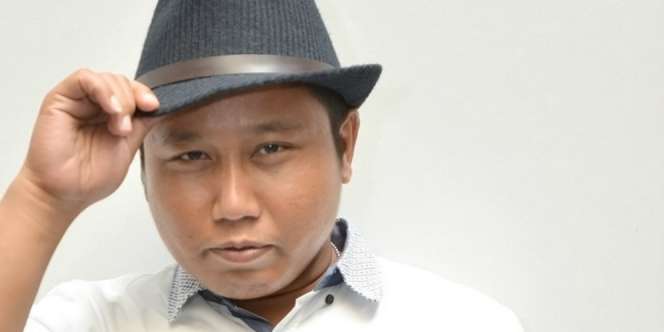 Aksi Nekat Narji di Pesawat Saat Jatuh Cinta pada Pramugari