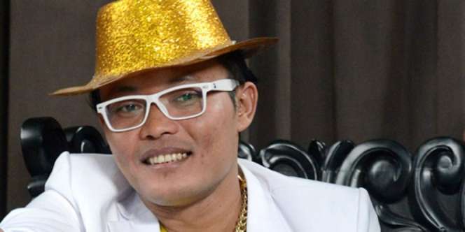 Sule Dapat Kejutan Ultah dari Anak, Sosok Wanita Berjilbab Sempat Bikin Salfok
